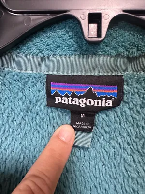 Patagonia Vintage Women's Turquoise Fleece Pullover Jacket thumbnail 3
