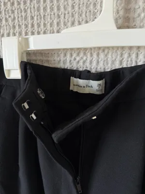 Abercrombie Sloane Tailored Pants Black thumbnail 4