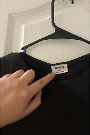 Cotton On Top Black Crop thumbnail 3