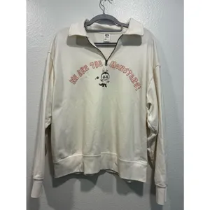 Uniqlo Cream Half-Zip Collared Sweatshirt with Pink Graphic thumbnail 5