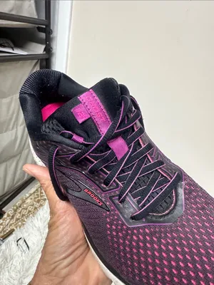 Brooks Ghost 12 Women's Black and Magenta Running Sneakers thumbnail 2