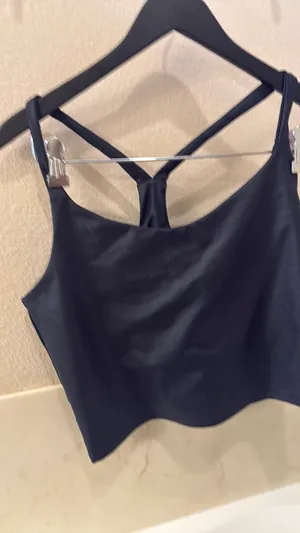 Abercrombie black crop top L thumbnail 2