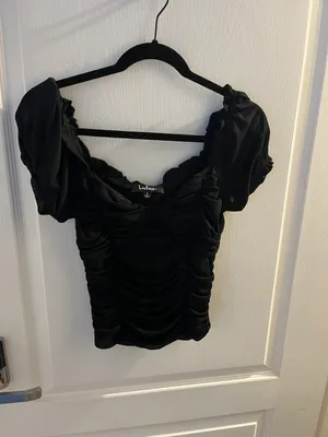 Lulus Black Top thumbnail 1