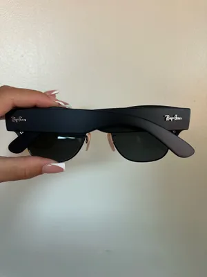 Ray-Ban Sunglasses thumbnail 7
