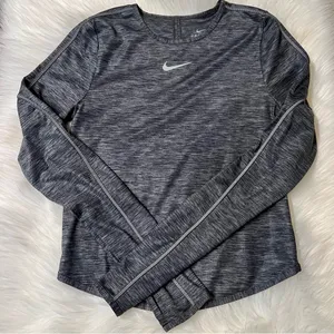 Women's Nike Runway Reflective Long Sleeve size small thumbnail 3