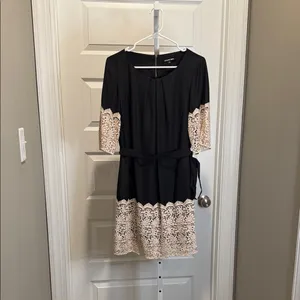 Gianni Bini Black Lace Trim Belted Dress Romantic Chic Feminine Aesthetic Small‎ thumbnail 3