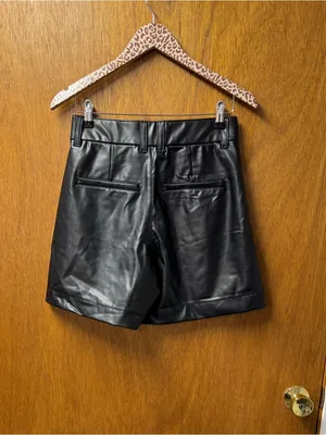 Abercrombie & Fitch Faux Vegan Leather High Rise Shorts Black Small NEW NWT thumbnail 14