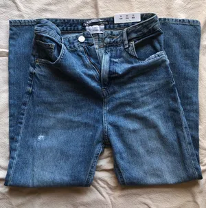 ZARA Dropped Fit Jeans thumbnail 1