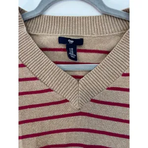 ❤️ 3/$25 GAP V Neck Sweater in Tan with Fuschia stripes, y2k style, XS thumbnail 2