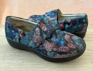 Alegria Lauryn Feather Blue Pink Hook & Loop Strap Comfort Clog Lau-885 39 9 thumbnail 1