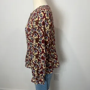 Madewell Side Drawstring Ruffle Hem Top in Viola Floral thumbnail 4