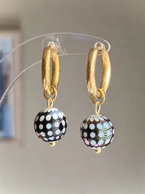 Handmade retro unique quality dot glass beads gold stainless hoop earrings💛 thumbnail 2