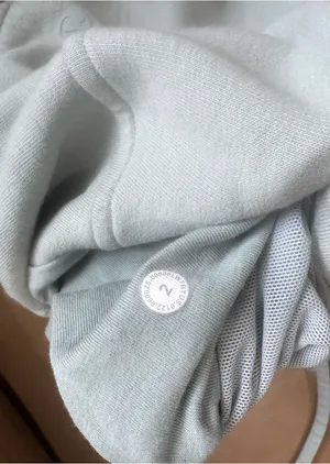 Lululemon Shorts thumbnail 3