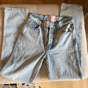 REVICE Ex Boyfriend Player One High Rise Straight Leg Distressed Jeans Sz 26‎ thumbnail 3