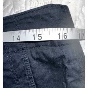 Nike Women's Size 8 Black Rolled Hem Flap Pocket Chino Cotton Athletic Shorts thumbnail 8