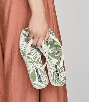 Anthropologie Celandine NWT Eva Flip Flops Green Pattern Size 7 thumbnail 1