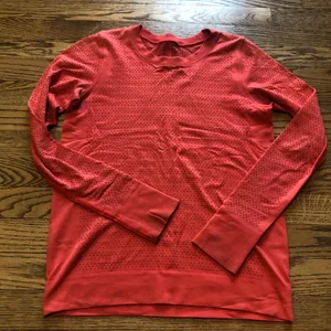 Lululemon Breeze By Long Sleeve Squad Aries thumbnail 1