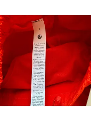 Lululemon Hotty Hot Short High Rise 2.5” Cherry Ember Size 2 NWT thumbnail 5