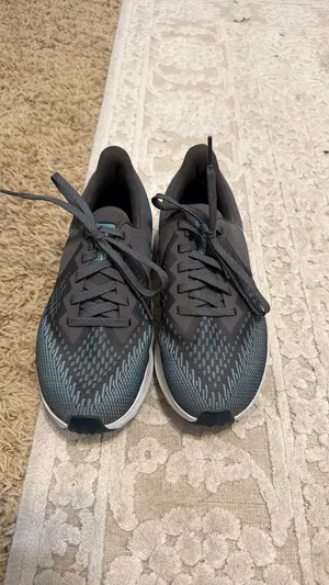 nike zoom shoes  thumbnail 2