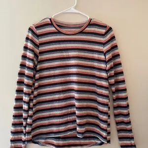 2/$15 S- American Eagle Soft Plush Coral Navy Striped Long‎ Sleeved Top thumbnail 1