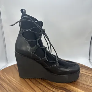 Steve‎ Madden Atomic Black Leather Wedge Booties Grunge Y2K Retro Women's 7M thumbnail 5