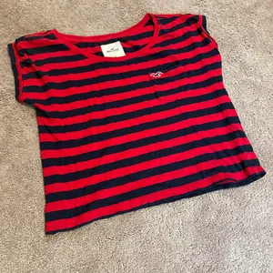 Hollister Cropped Shirt thumbnail 1