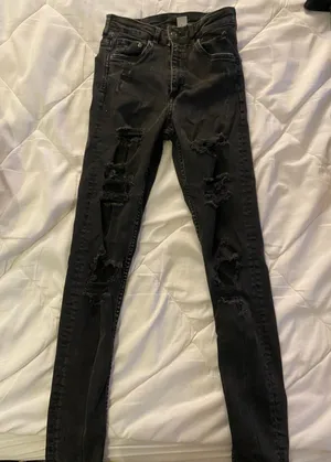 H&M High Waisted Black Wash Skinny Jeans thumbnail 1