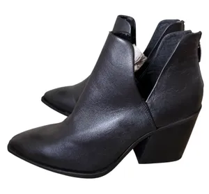 Steve Madden Black Leather V-Cut Pointed Toe Block Heel Ankle Boots Size 10 thumbnail 1