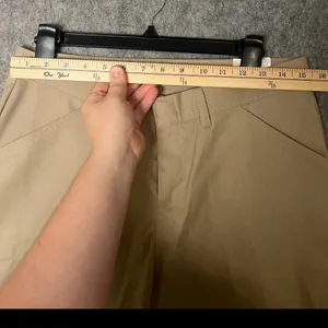 Dickies Women's Size 8/9 Relaxed Fit Twill‎ Khaki NWT Shorts thumbnail 4