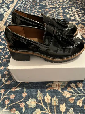 NWOT Classic Black Tassel Loafer Heels thumbnail 6