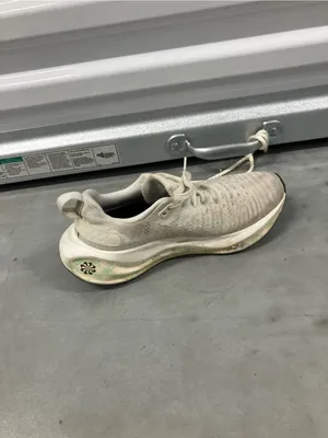 Nike ReactX Infinity Run 4 Shoes size 8 thumbnail 4
