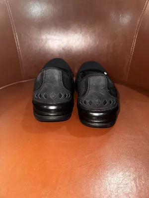 Bzees Slip On Flats Size 7.5 Great Condition thumbnail 5