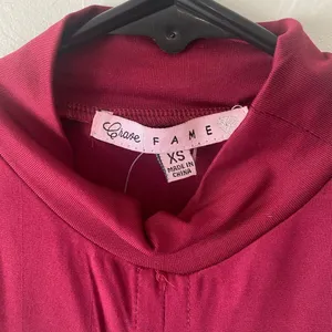 Crave Fame Burgundy short sleeve ruched #cropped #shirt #top thumbnail 6