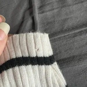 Abercrombie & Fitch Woman’s White & Black Striped Cotton Swearer Size Large thumbnail 10