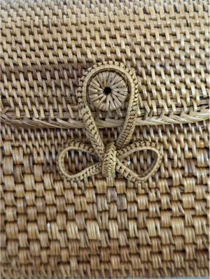 Street Level woven straw crossbody bag thumbnail 4