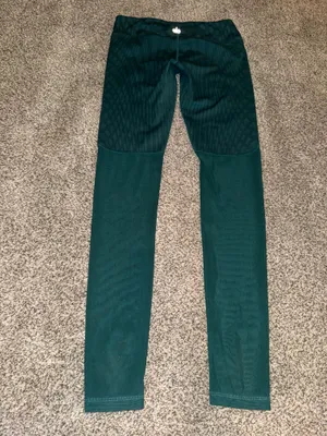 Alo Yoga Women's Green Mesh Leggings Size XS/S 27 inch waist Sheer Legs Stretch Knit Activewear thumbnail 2