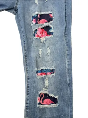 Wear Jeans Hibiscus Flamingo Patch Distressed Denim Jeans Size L (30” Waist) thumbnail 6