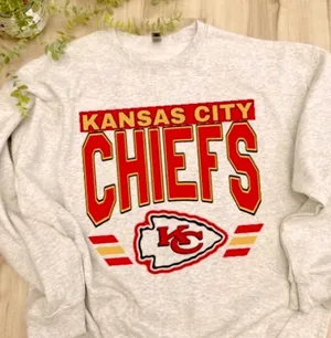 Boutique New Kansas City Chiefs Crewneck Sweatshirt thumbnail 4
