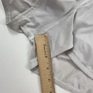 Lululemon Shorts Womens 4 Gray 3 In Running Lined Zip Pocket Athletic Sport thumbnail 6