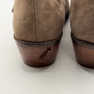 Vionic Serena Suede Ankle Boots Taupe Brown Tassel Zip Orthotic Booties 8.5 thumbnail 5