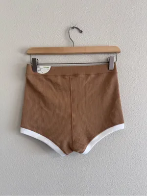NWT aerie super shortie Women’s Tan Ribbed Athletic Shorts with White Trim thumbnail 3