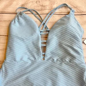 Jessica Simpson Textured Solids Plunge One Piece in Sky Size XL NWT thumbnail 5