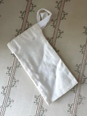 Byredo Cotton Travel Perfume Drawstring Pouch White thumbnail 4