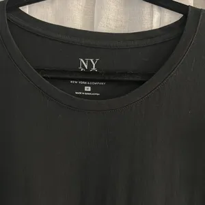New York & Co Size M Black Cuffed T Shirt Dress thumbnail 3