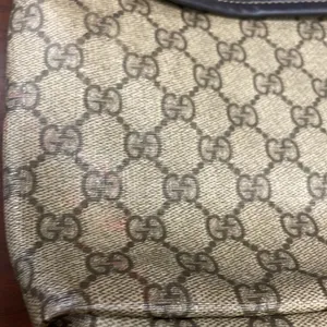 Vintage Gucci GG Supreme Monogram Small Crossbody Flap Bag thumbnail 7