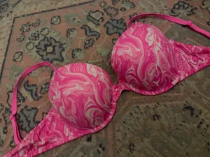 VS pink marble bra thumbnail 3