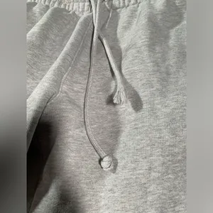 Aritzia TNA sweatfleece Gray Jogger Sweatpants boyfriend fit small thumbnail 4