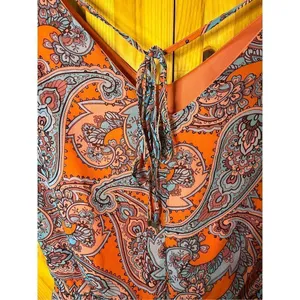 The Limited short sleeve, V-neck dress ￼size XS (1832) thumbnail 4