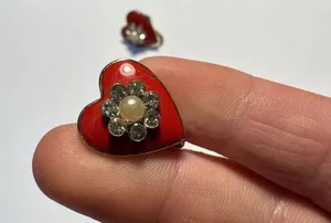 Vintage Coro Red Enamel Heart Rhinestone Screw On Non Pierced Earrings thumbnail 7