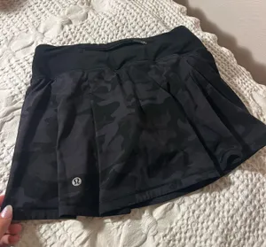 Lululemon camo skort thumbnail 1